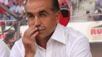 <B>LOS RESULTADOS.</B> El técnico malagueño considera que las últimas victorias han dado "tranquilidad y equilibrio" al equipo.