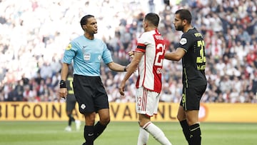 Momento del partido entre Ajax y Feyenoord el domingo.