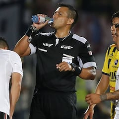 Colo Colo ya celebró con Julio Bascuñán como árbitro