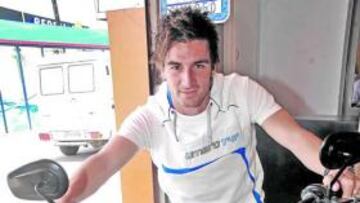 <b>JAVI E IGOR LO ACEPTAN. </b>El pulso entre ambos por la titularidad también beneficia al Levante.