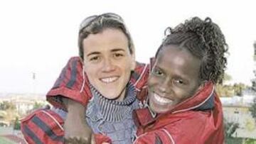 <b>AMIGAS. </b>Andreia y Katia, dos estrellas en el Estudiantes de Huelva.