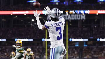ARLINGTON, TEXAS - SEPTEMBER 28: George Pickens #3 of the Dallas Cowboys catches a pass for a touchdown against the Green Bay Packers during the second quarter in the game at AT&T Stadium on September 28, 2025 in Arlington, Texas. Sam Hodde/Getty Images/AFP (Photo by Sam Hodde / GETTY IMAGES NORTH AMERICA / Getty Images via AFP)