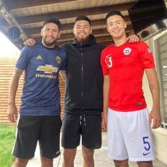 Paulo Díaz pudo volver a Chile y entrena junto a volante de Audax