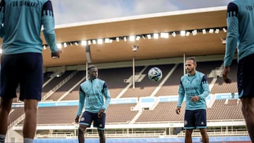 Denmark's players Martin Braithwaite and Mohamed Daramy (L) attend a training session at the Olympic Stadium in Helsinki, Finland, on September 9, 2023 on the eve of the UEFA Euro 2024 football tournament qualifying match against Finland. (Photo by Mads Claus Rasmussen / Ritzau Scanpix / AFP) / Denmark OUT