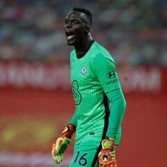 Mendy echa el cerrojo