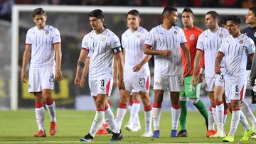 La directiva de Chivas acepta todas las críticas que recibe por el mal paso del equipo. Sin embargo, también le exige a los jugadores hacerse responsables.