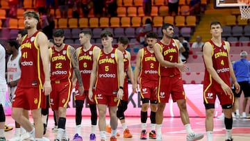 Los jugadores de la Selección, después de la derrota ante Georgia.