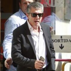 Faus y Jorge Messi negocian la renovación del crack bajo el foco