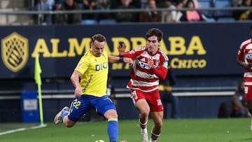 24/01/26 PARTIDO SEGUNDA DIVISION
CADIZ - GRANADA
JAVI ONTIVEROS CON PEDRO ALEMAÑ