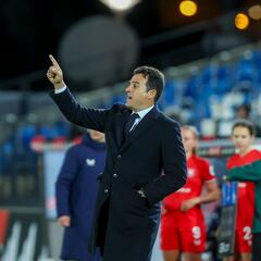 Toril: “No son solo los partidos del Barça, queremos jugar finales”