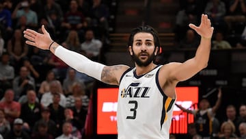 SALT LAKE CITY, UT - OCTOBER 18: Ricky Rubio #3 of the Utah Jazz gestures after a first half call during their game against the Denver Nuggets at Vivint Smart Home Arena on October 18, 2017 in Salt Lake City, Utah. NOTE TO USER: User expressly acknowledges and agrees that, by downloading and or using this photograph, User is consenting to the terms and conditions of the Getty Images License Agreement. Gene Sweeney Jr./Getty Images/AFP
== FOR NEWSPAPERS, INTERNET, TELCOS & TELEVISION USE ONLY ==