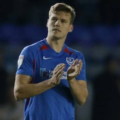 Este futbolista estaba en un bar y se enteró de que tenía coronavirus