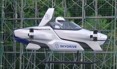 El coche volador de Toyota al fin vuela sin estrellarse