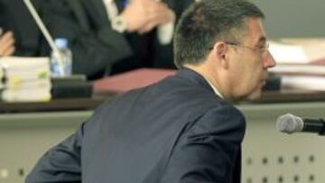 Bartomeu resistió como pudo el interrogatorio de los abogados de los demandados.