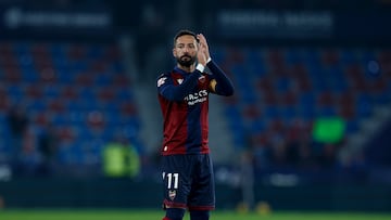18/01/25 PARTIDO SEGUNDA DIVISION
LEVANTE - GRANADA
FIN DE PARTIDO SALUDO JOSE LUIS MORALES