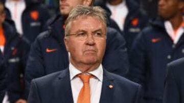 Guus Hiddink dimite como seleccionador de Holanda