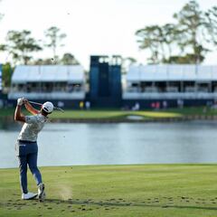 How much does it cost to be a member of the TPC Sawgrass golf course?