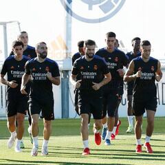 Benzema alivia a Ancelotti; Mariano, otra vez fuera