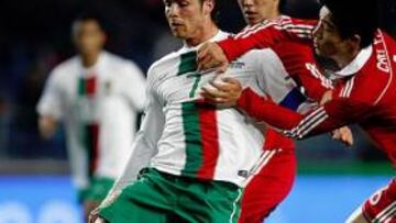Cristiano y Simao se lucen ante la voluntariosa China