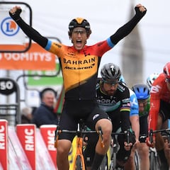 Cortina firma por Movistar, Van Avermaet se va al AG2R y Bardet ficha por Sunweb