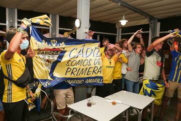 Catorce años después, donde los gaditanos deambularon siete temporadas en Segunda y siete en 2ºB, el Cádiz retornó a la máxima categoría del fútbol español. Un ascenso atípico ya que se certificó con un Ramón de Carranza, uno de los estadios con más solera del fútbol nacional, completamente vacío. Sin embargo, un ascenso incuestionable ya que los de Cervera, técnico de los cadistas, vivieron en el liderato 37 de las 42 jornadas de LaLiga SmartBank. Sólo el Huesca de Míchel supo aguantar el tipo a los cadistas y, al final, superarles. 