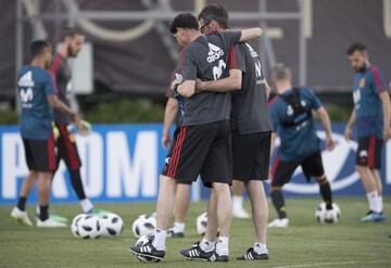 El primer entrenamiento de Hierro con España en imágenes