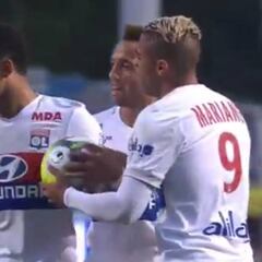 La guerra Cavani-Neymar llega a Lyon con Mariano y Depay