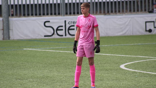 El juvenil navarro Juanena refuerza la estructura de porteros de Lezama