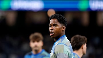 After talks with Lyon, the Brazilian star is ready to leave Madrid on loan in January to get the playing time he’s missing behind Mbappé.