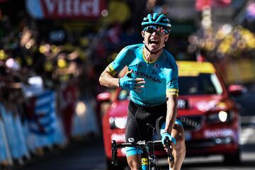 Magnus Nielsen celebrando su victoria en la 15ª etapa del Tour de Francia.