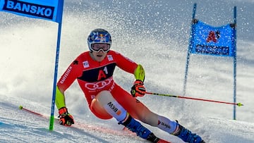 El suizo Marco Odermatt en Bansko, Bulgaria.