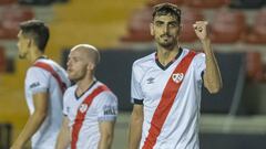 Catena celebra uno de sus goles con el Rayo.