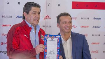 El cuadro de Guadalajara ha intentado deslindarse del pol&eacute;mico nombre del promotor y que la decisi&oacute;n de contratar a Tena fue propia.