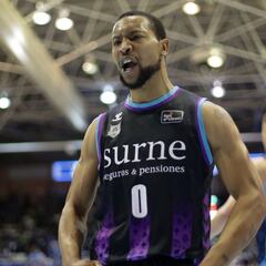 El Surne Bilbao se obliga a mirar al playoff