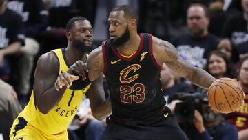 DMX11. Cleveland (United States), 15/04/2018.- Lance Stephenson (L) of the Indiana Pacers defends against LeBron James of the Cleveland Cavaliers during the second half of game 1 of the Eastern Conference First Round Playoffs at Quicken Loans Arena in Cle