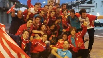 El Llançà se disculpa por celebrar el ascenso con una stripper