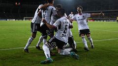 Players of Colo Colo celebrate after scoring against Deportivo Pereira during the Copa Libertadores group stage first leg football match between Deportivo Pereira and Colo Colo, at the Hern�n Ram�rez Villegas stadium in Pereira, Colombia, on April 5, 2023. (Photo by JOAQUIN SARMIENTO / AFP)