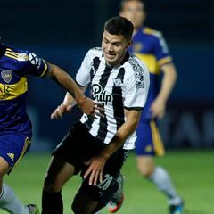 Boca festejó en su regreso