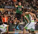 McDonald y English acercan al DKV Joventut a la Copa