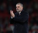 Postecoglou domina al Manchester United