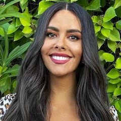 Cristina Pedroche y su postura imposible de yoga con un desnudo integral