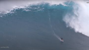 Foil Surfing en Jaws (Maui, Hawái) el 15 de marzo del 2024.