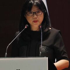 Lay Hoon hablará con Villar de los arbitrajes al Valencia