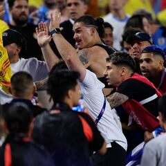 ¡Conmebol sanciona a Darwin, Giménez y Ronald Araújo!