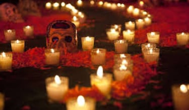 Cuándo se prenden las velas del altar de Día de Muertos: este es su curioso significado