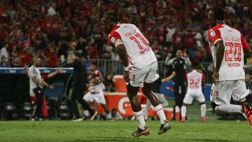 Rodallega y un gol para la historia.