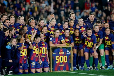 Alexia Putellas celebra sus 500 partidos con el Barcelona con un gol y dos asistencias en el Camp Nou.