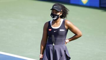 Naomi Osaka, durante su partido ante Anett Kontaveit en el Western and Southern Open, el Premier 5 de Cincinnati, en el USTA National Tennis Center de Flushing Meadows, New York.