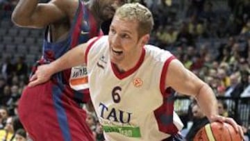 <b>Deseado</b>. El alero estadounidense con pasaporte ruso Travis Hansen es el elegido por Ettore Messina para ir cerrando la plantilla 'blanca'