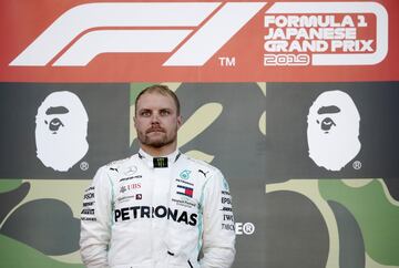 El piloto finlandés de Mercedes celebra su victoria en el GP de Japón.